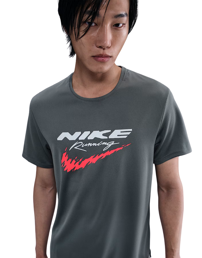 Men's Dri-FIT UV Running Top (2 Colours)