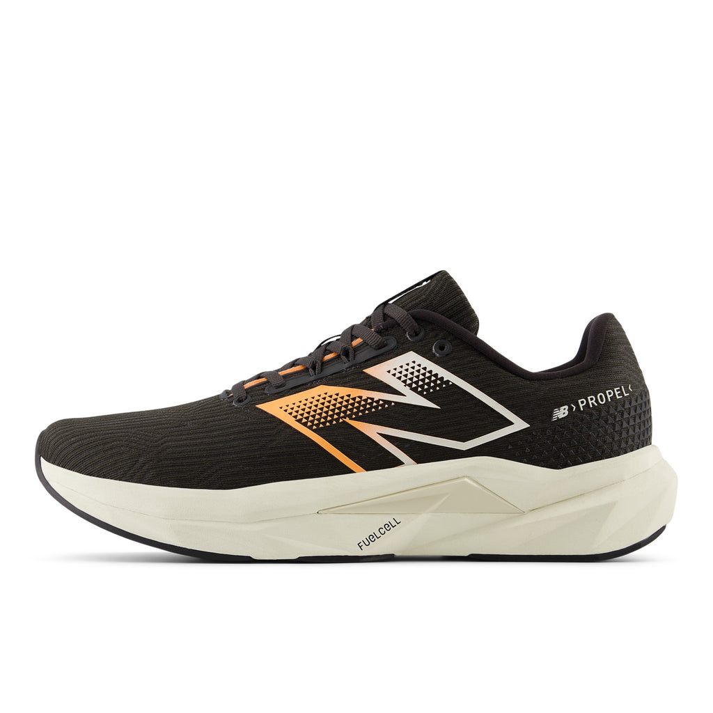 FuelCell Propel v5 (D) Men's :Black | Hot Mango