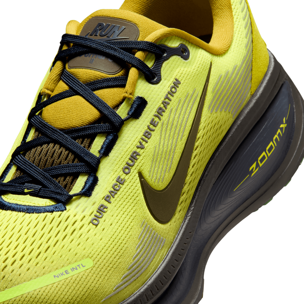 Nike Vomero 18 SE Running Shoe :Sonic Yellow | Dark Hazel – iRUN
