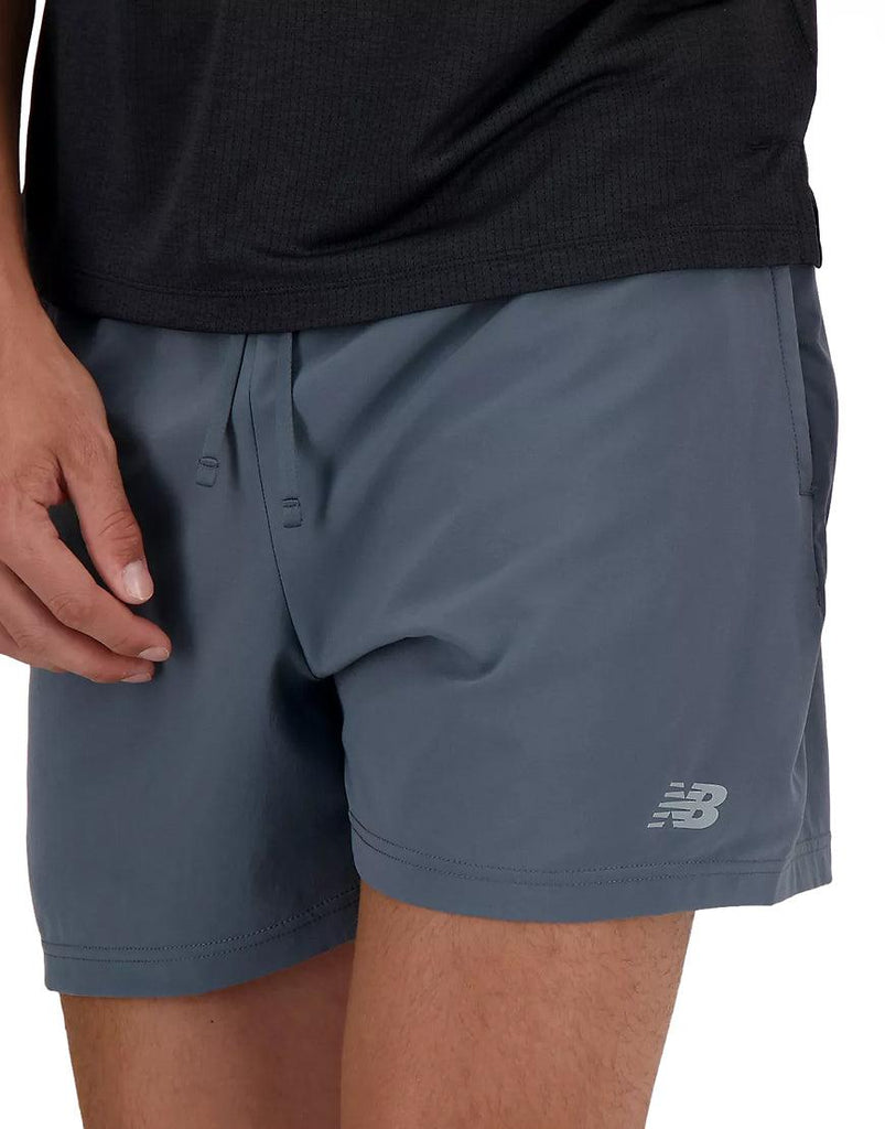 Men's New Balance Sport Essentials 5in Shorts :Graphite – iRUN Singapore