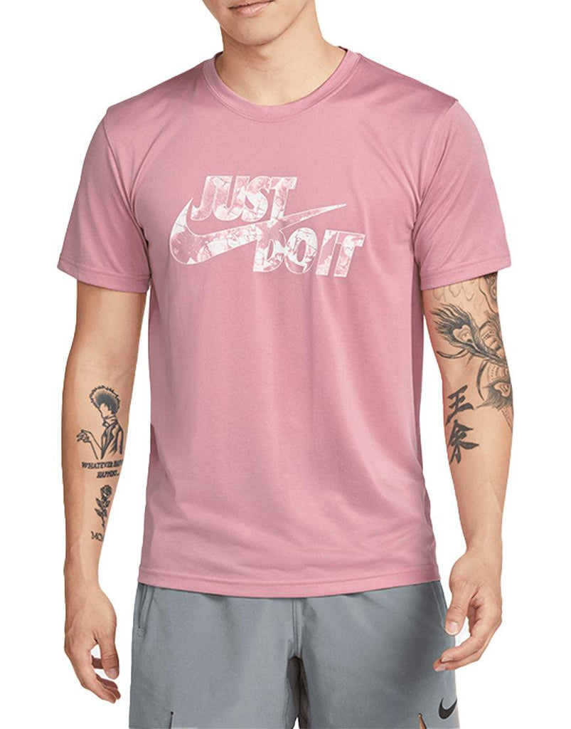 Nike Men's DriFIT Graphic Training Tee :Elemental Pink - iRUN Singapore