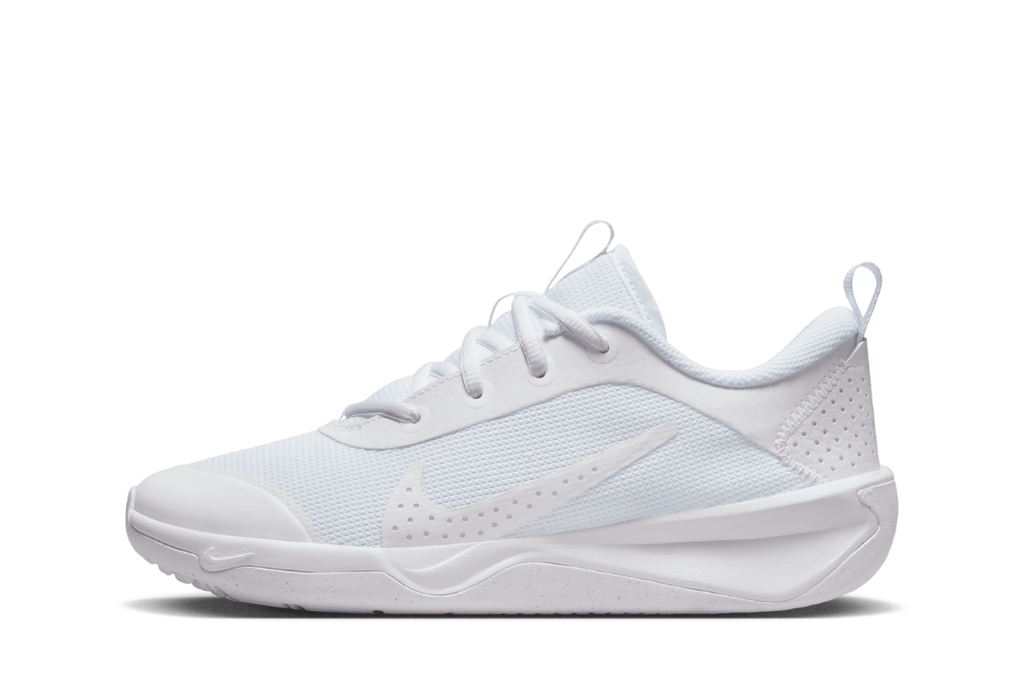 Omni Multi-Court (GS) Older Kids' :White | Pure Platinum